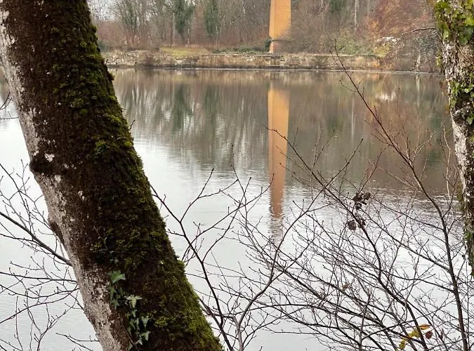 Du Vieux Morat 度假居 *